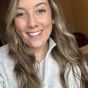 Meet your Posher, Courtney